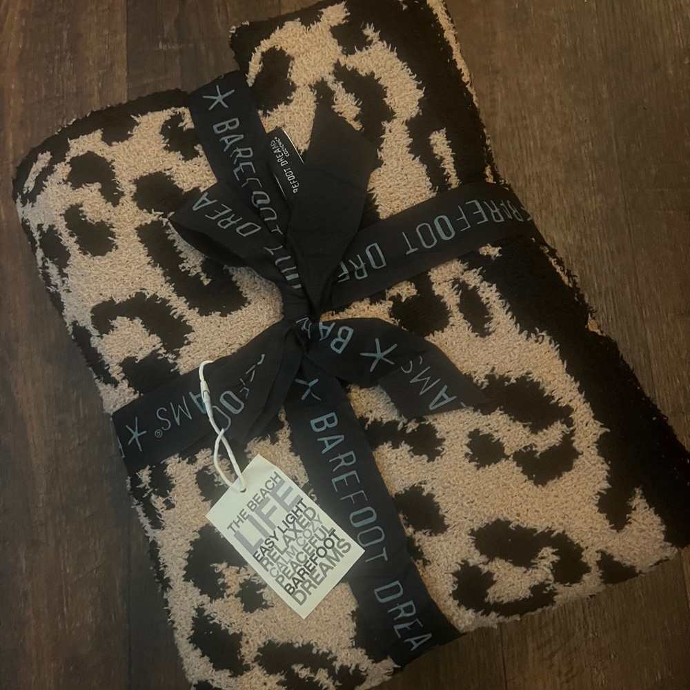 Barefoot Dreams Leopard Print Throw Blanket - Black and Tan